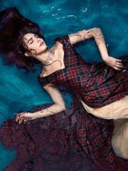 Фото №4 Нур Феттахоглу