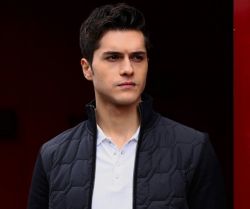 Фото №4 Алперен Дуймаз